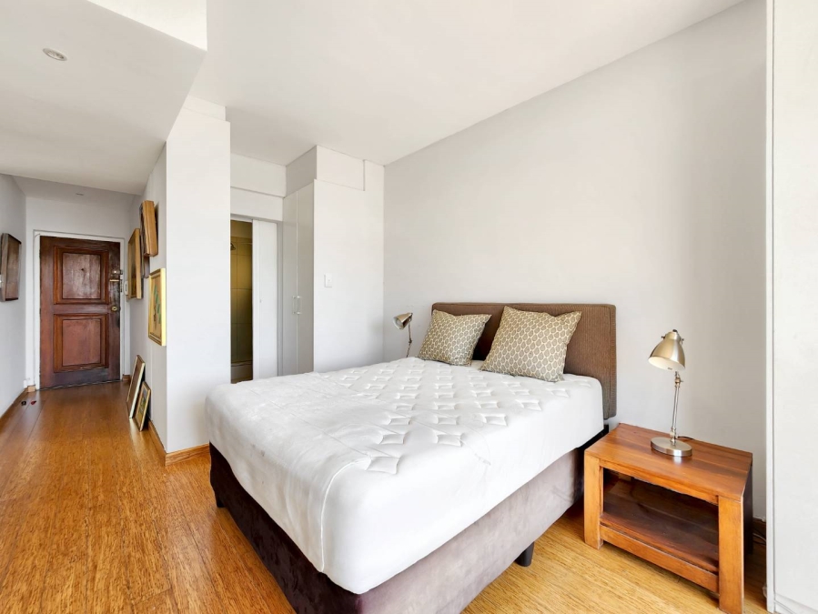 0 Bedroom Property for Sale in Sea Point Western Cape